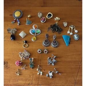 Large Broken Jewelry Lot Earrings Clip Screw Back Rhinestone Craft Repair